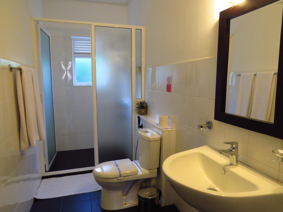 Chapelton House Bed & Breakfast Коломбо Екстериор снимка